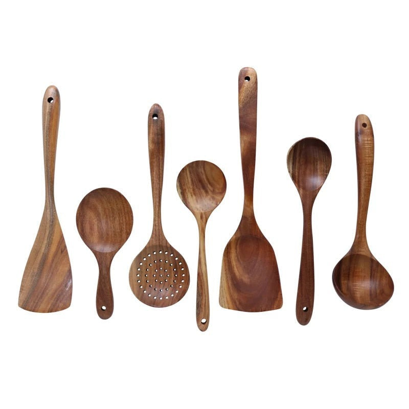 spatule en bois cuisine