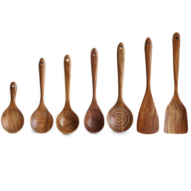 spatule en bois cuisine