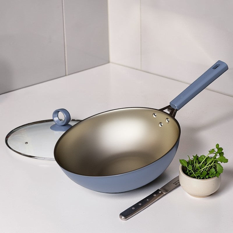 Wok avec couvercle