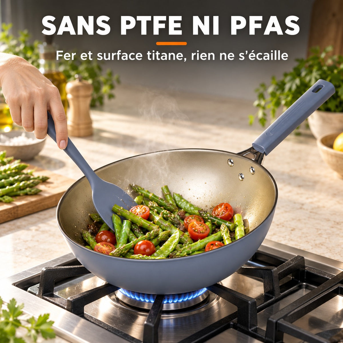 Wok avec couvercle, SANS PTFE NI PFAS : Fer et surface titane, rien ne s'écaille